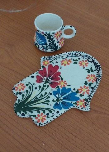 Renkli Çiçek Desenli Fincan ve Tabak - Görsel 2