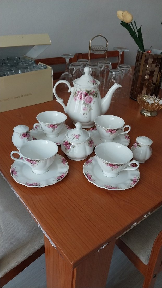 Pastel Beyaz Porselen Çay Seti - Görsel 3