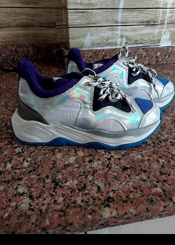 Renkli Bağcıklı Kadın Spor Ayakkabı - Görsel 3