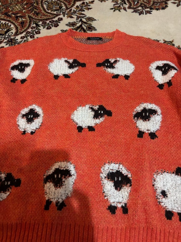 trendyolmilla koyun desenli kazak - Görsel 3