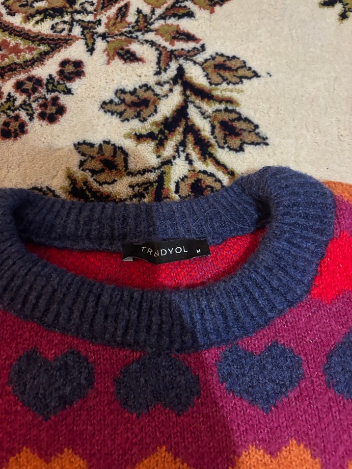 Trendyolmilla desenli kazak - Görsel 2