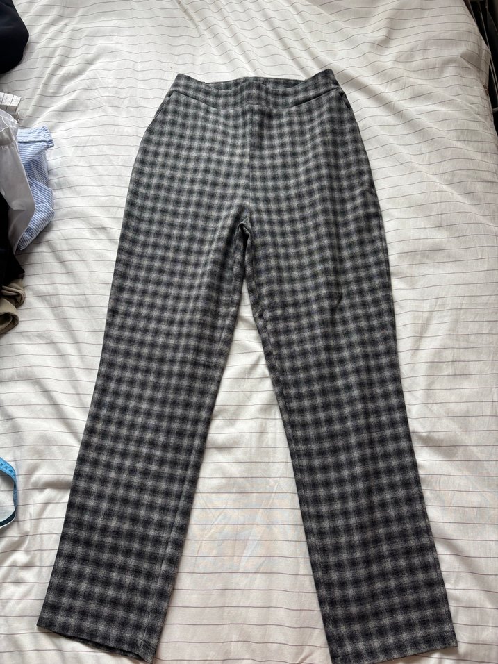 Trendyolmilla Ekose Desenli Kumaş Pantolon - Görsel 2