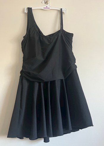 Siyah Drapeli Asimetrik Şortlu Etekli Mayo - Görsel 3