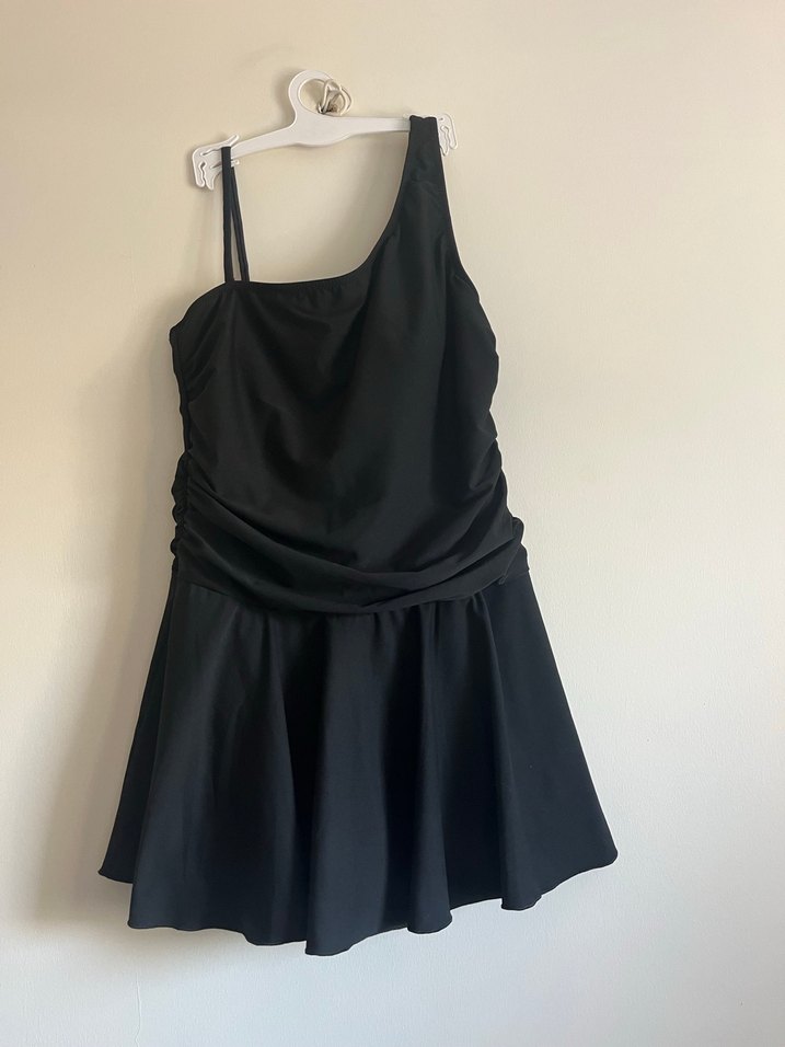 Siyah Drapeli Asimetrik Şortlu Etekli Mayo - Görsel 2