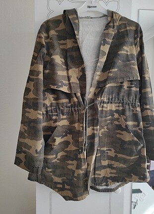 Kamuflaj ceket