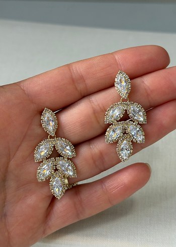 Altın Renkli Nakışlı Midi Küpe - Görsel 2