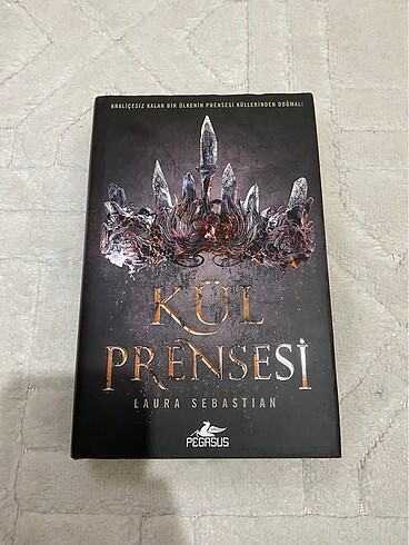 Kül Prensesi Ciltli