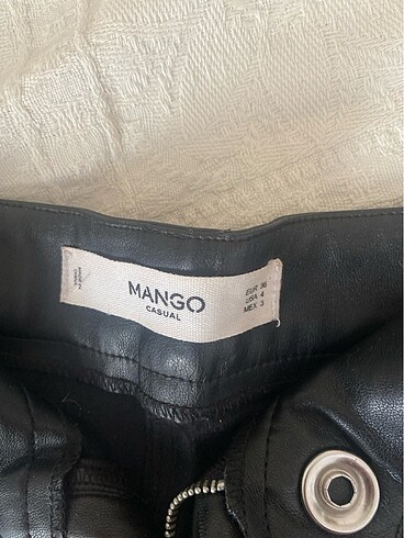 36 Beden siyah Renk mango deri şort