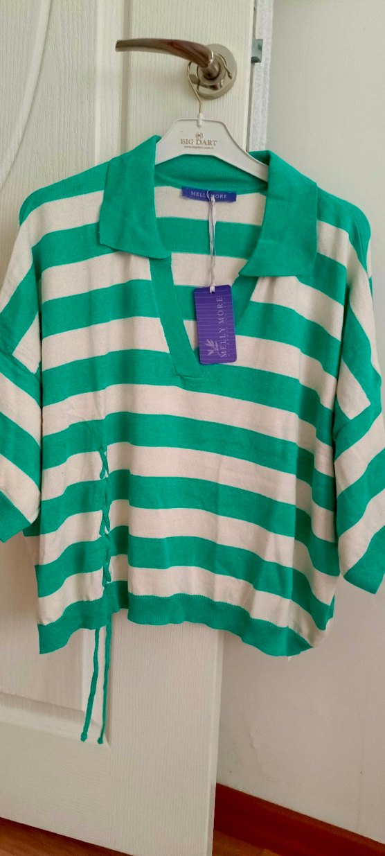 Beyaz Yeşil Çizgili V Yaka Kemerli Kadın Kazak - Görsel 2