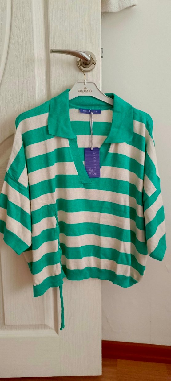 Beyaz Yeşil Çizgili V Yaka Kemerli Kadın Kazak - Görsel 5