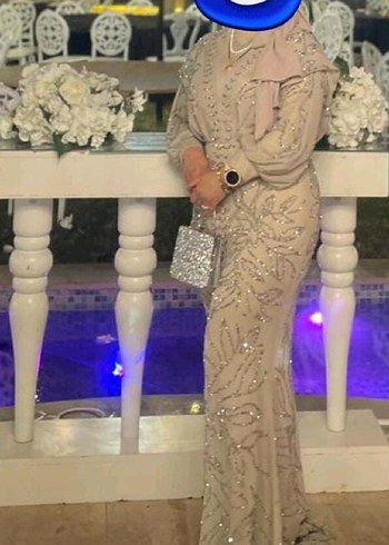 Uzun Kol Boncuk İşlemeli Gold Abiye Elbise - Görsel 2