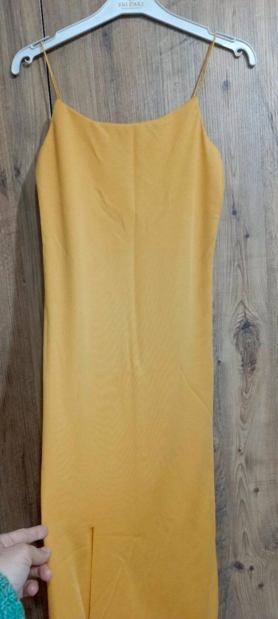 Sarı V Yakalı Uzun Elbise - Görsel 2