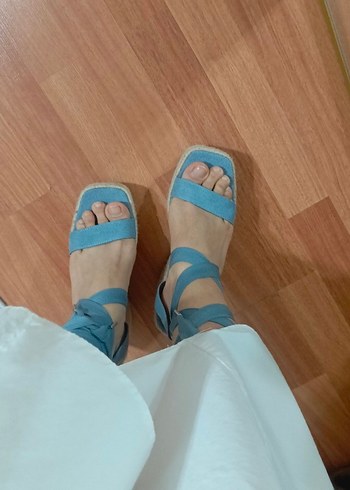 Mavi Dolgu Topuklu Kadın Sandalet - Görsel 3