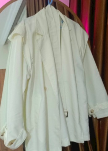 Beyaz trenç - Görsel 6