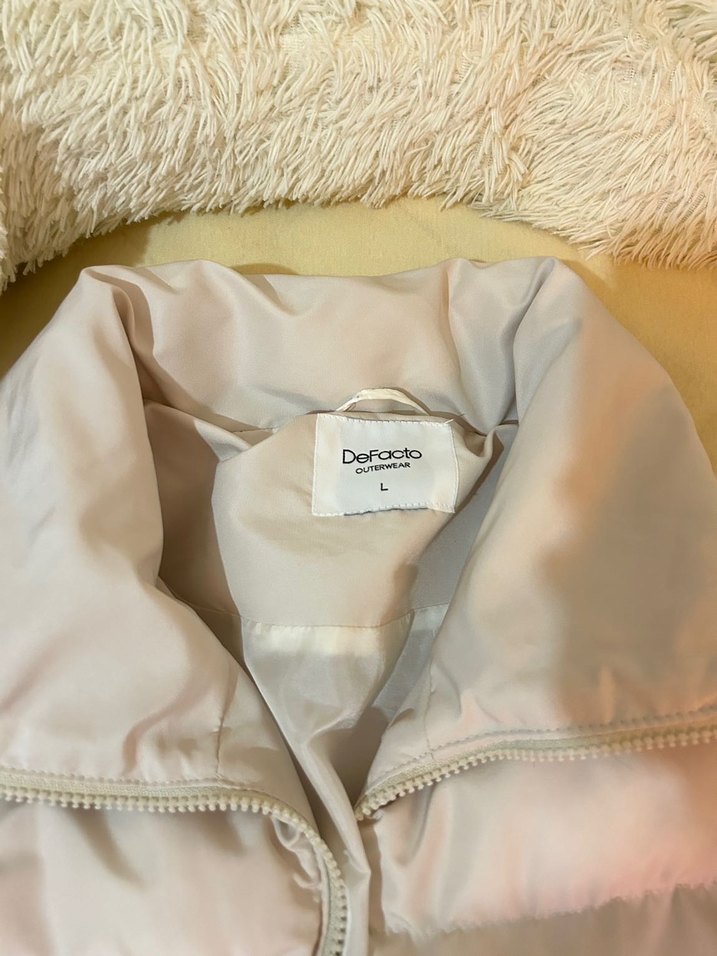 beyaz sisme mont - Görsel 3