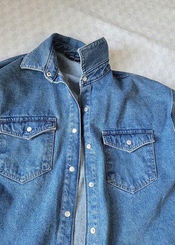 Gri Tonlu Mavi Düğmeli Kadın Denim Ceket - Görsel 3