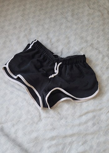 Siyah Mini Spor Şort