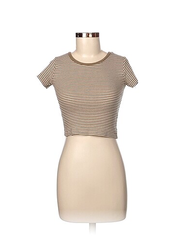 Diğer T-shirt %70 İndirimli.