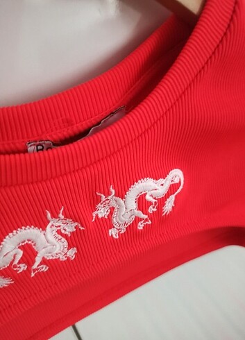 s Beden Bershka Kirmizi Crop