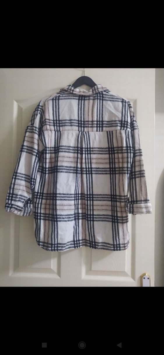 Kadın krem ve siyah kareli Pamuklu Düğmeli Uzun Kollu Gömlek - Görsel 5