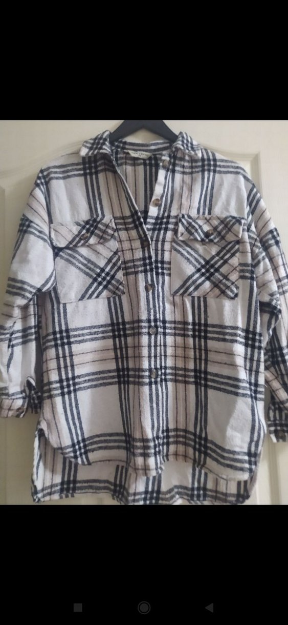 Kadın krem ve siyah kareli Pamuklu Düğmeli Uzun Kollu Gömlek - Görsel 4