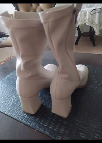 Beyaz Deri Kadın Bot,  Kalın Topuklu - Görsel 3