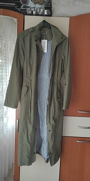 Haki tensel trenckot