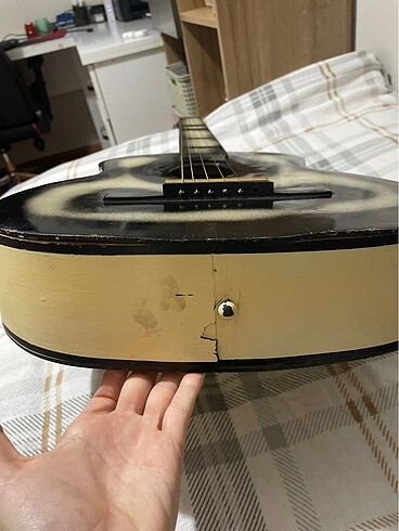  Beden Gitar