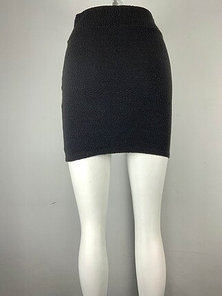 xs Beden H&M Mini Etek %70 İndirimli.