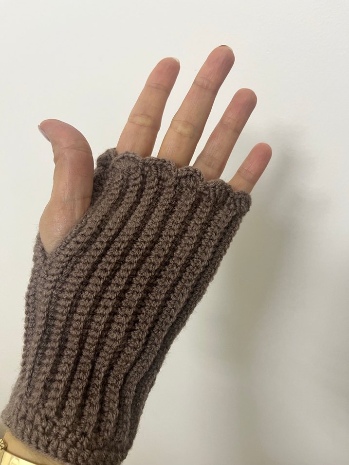 Örgü Kadın Eldiveni - Görsel 3