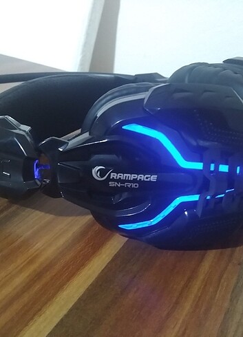 RAMPAGE SN-R10 OYUNCU KULAKLIĞI 
