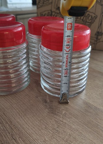 Kırmızı Kapaklı Renkli Cam Saklama Kavanozları - Görsel 2