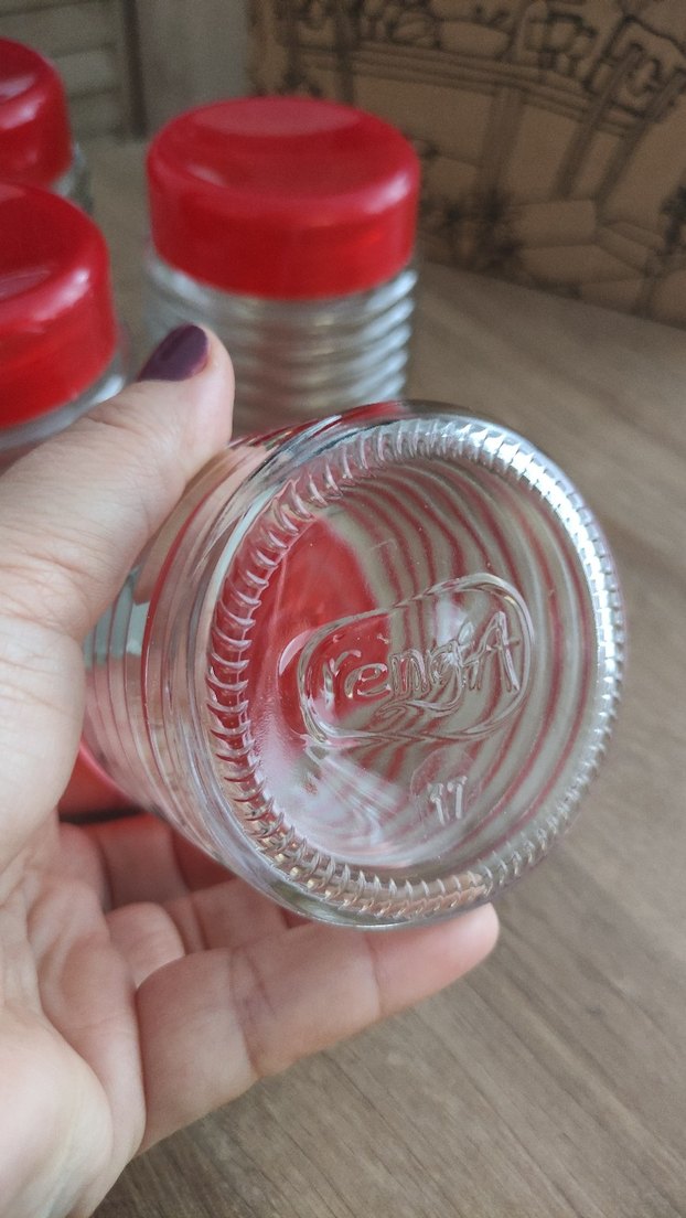 Kırmızı Kapaklı Renkli Cam Saklama Kavanozları - Görsel 3