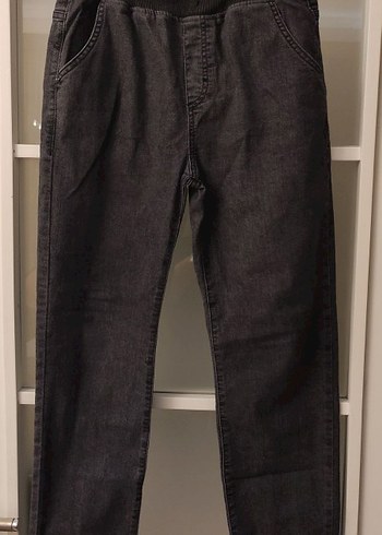 LC Waikiki Gri Rahat Kesim 13 yaş Kot Pantolon