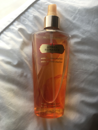 universal Beden altın Renk Victoria Secrets Amber Romance Body Mist