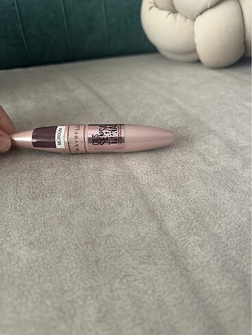 Beden Maybelline lash sensational