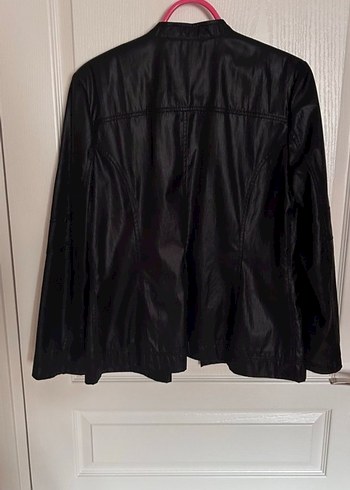 Siyah Deri görünümlü Fermuarlı Kadın Ceket - Görsel 4