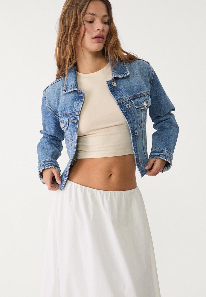 STRADIVARIUS CROPPED DENİM KOT CEKET - Görsel 5