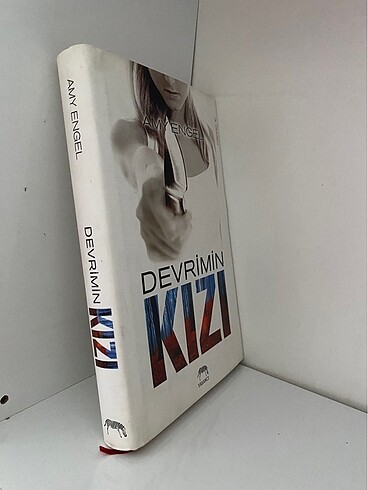devrimin kizi amy engel