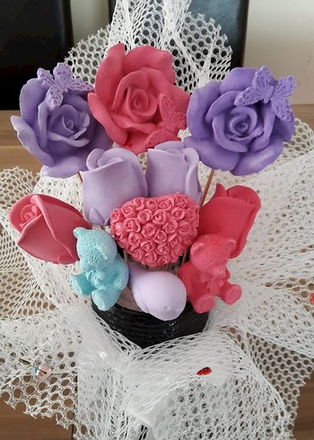 Beyaz Gül Desenli Mum ve Tutucu - Görsel 3