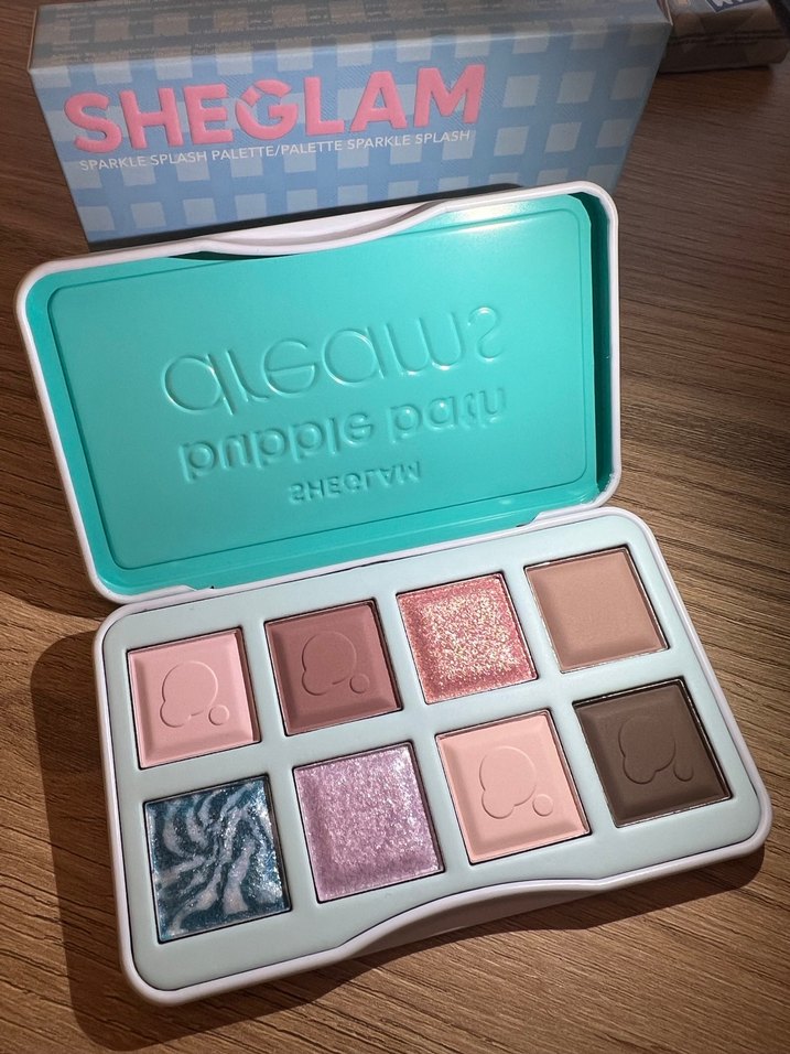 Pastel Tonlarda 8 Renkli Göz Farı Paleti - Görsel 3