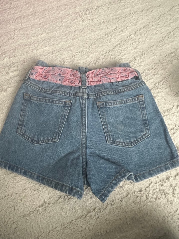 Kadın Pembe Kuşaklı Mini Kot Şort - Görsel 5