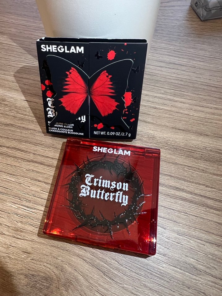 SHEGLAM Trimson Butterfly Kırmızı Göz Farı - Görsel 2
