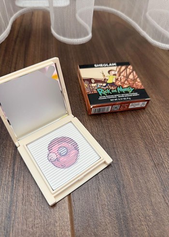 SHEGLAM Rick and Morty pudra - Görsel 2