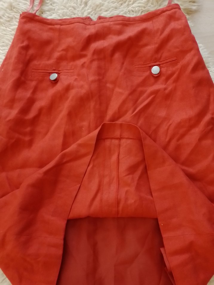 Kırmızı Düğmeli Midi  Keten Etek - Görsel 3