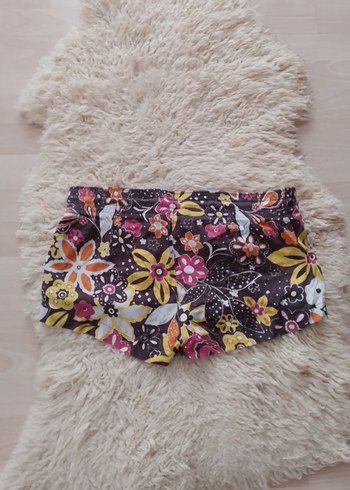 Çiçek Desenli Mini Kadın Şort - Görsel 5