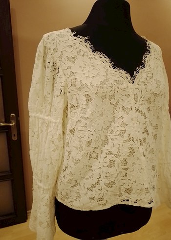 Club Monaco Club Monaco Dantel Detaylı V Yakalı Kadın Bluz