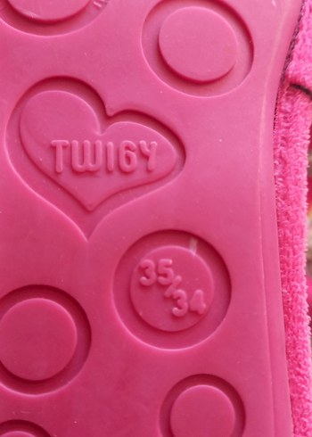 Düğmeli Nakışlı Kız Çocuk Pembe Sıcak Terlik - Görsel 3