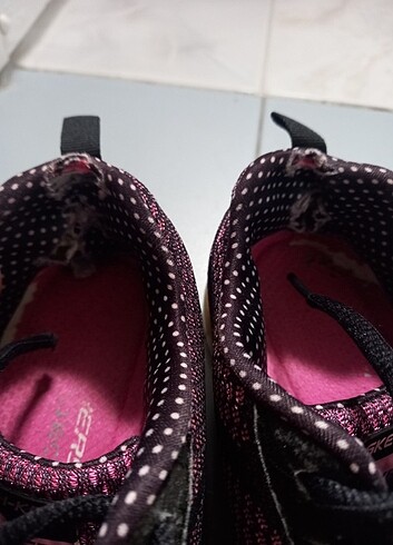 38,5 Beden Skechers