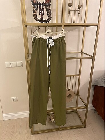 Yeşil modelli pantolon palazzo